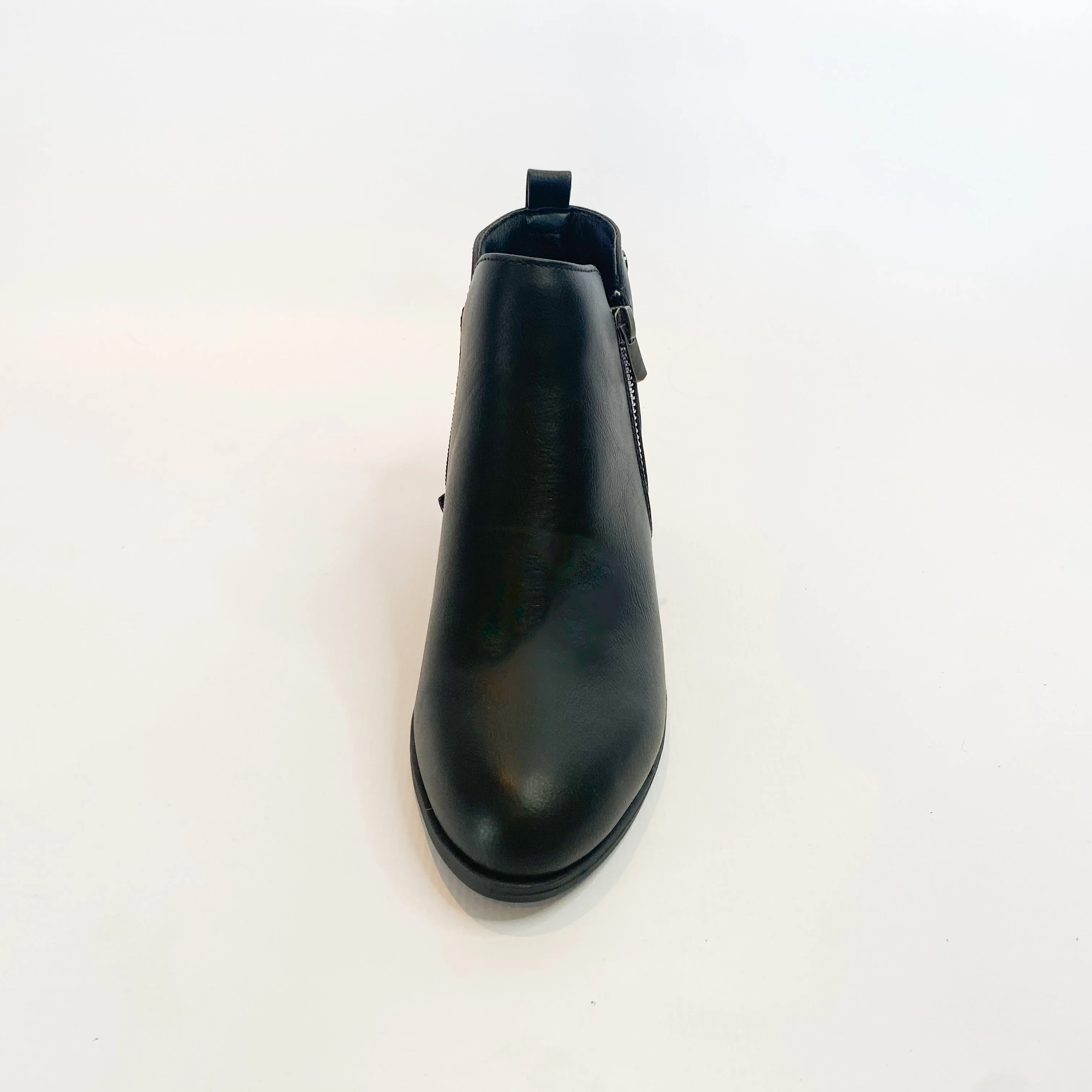 KG black side zip boot