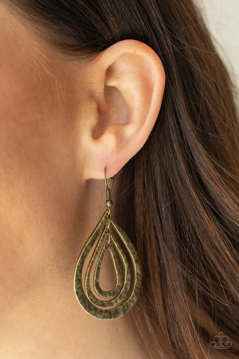 Plains Pathfinder - Brass  Paparazzi Earrings