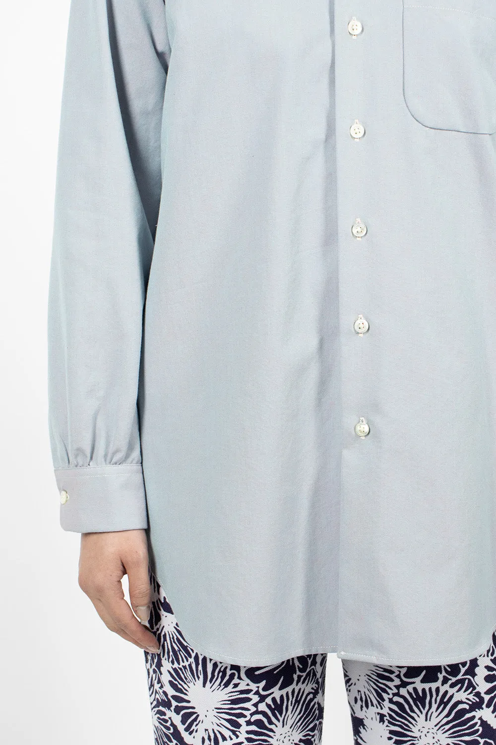 Rounded Collar Shirt Blue/Iridescent