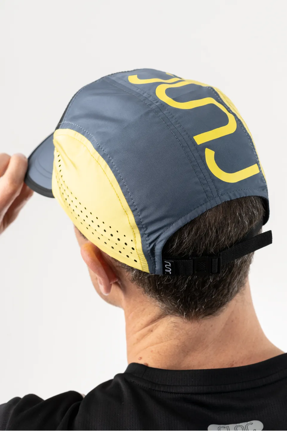 Runr Seoul Technical Running Hat